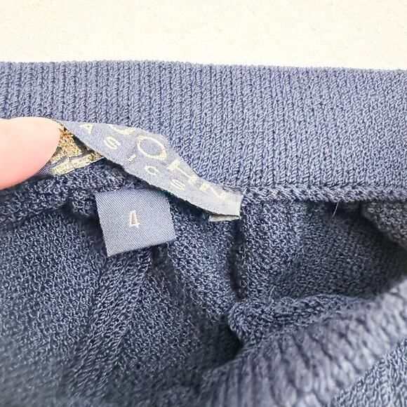 St. John Basics Navy Straight Leg Wool Pants Pockets Size 4 MINT - Picture 3 of 8